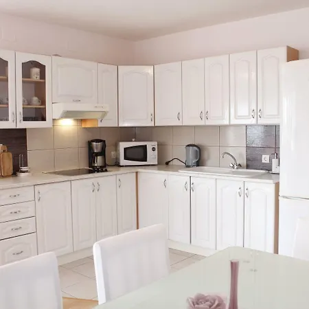 Apartment Marin